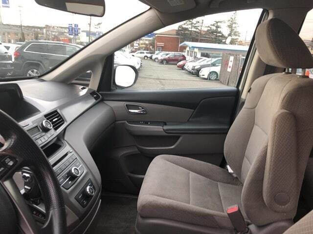 Used 2014 Honda Odyssey LX image 12