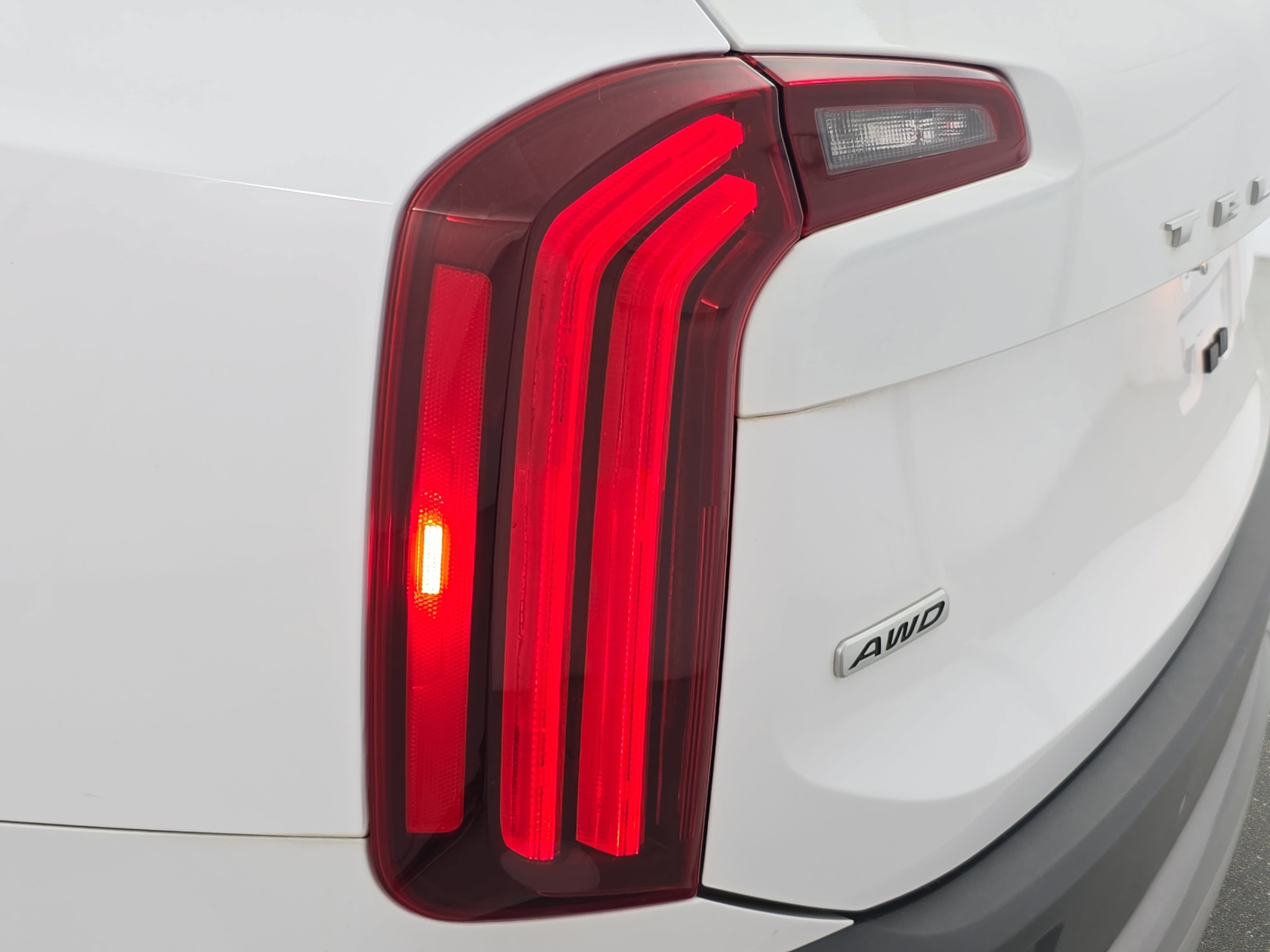 Used 2022 Kia Telluride EX w/ EX Premium Package AWD/4WD image 35