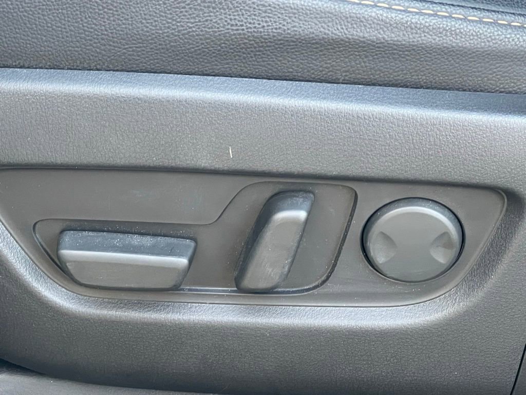 Certified 2024 MAZDA CX-90 Plug-In Hybrid w/ Premium Pkg image 18