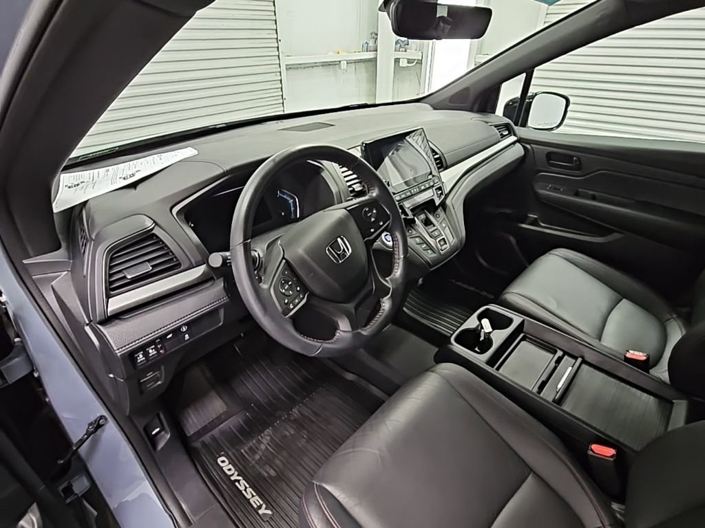 Used 2023 Honda Odyssey Sport image 12