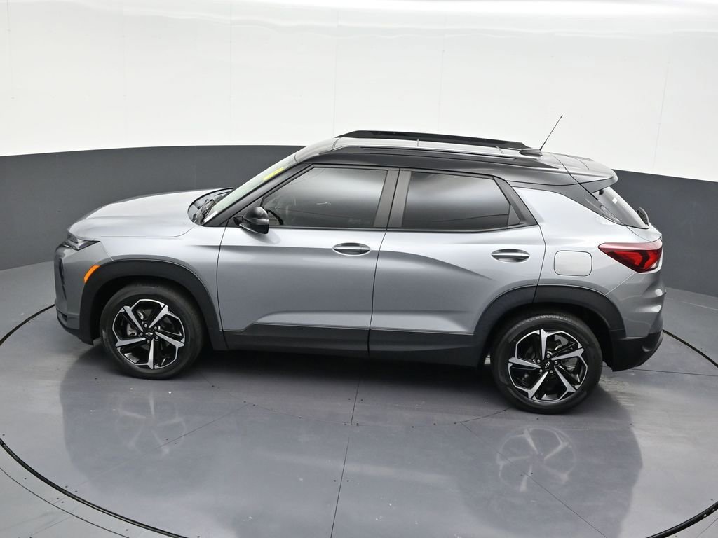 Used 2023 Chevrolet TrailBlazer RS w/ Sun and Liftgate Package image 16