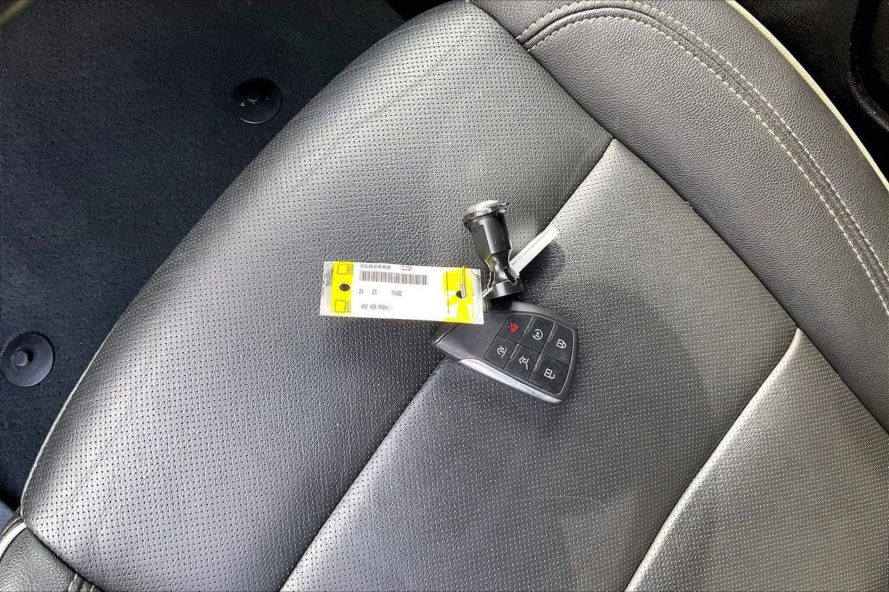 Used 2024 Chevrolet Tahoe Premier image 34