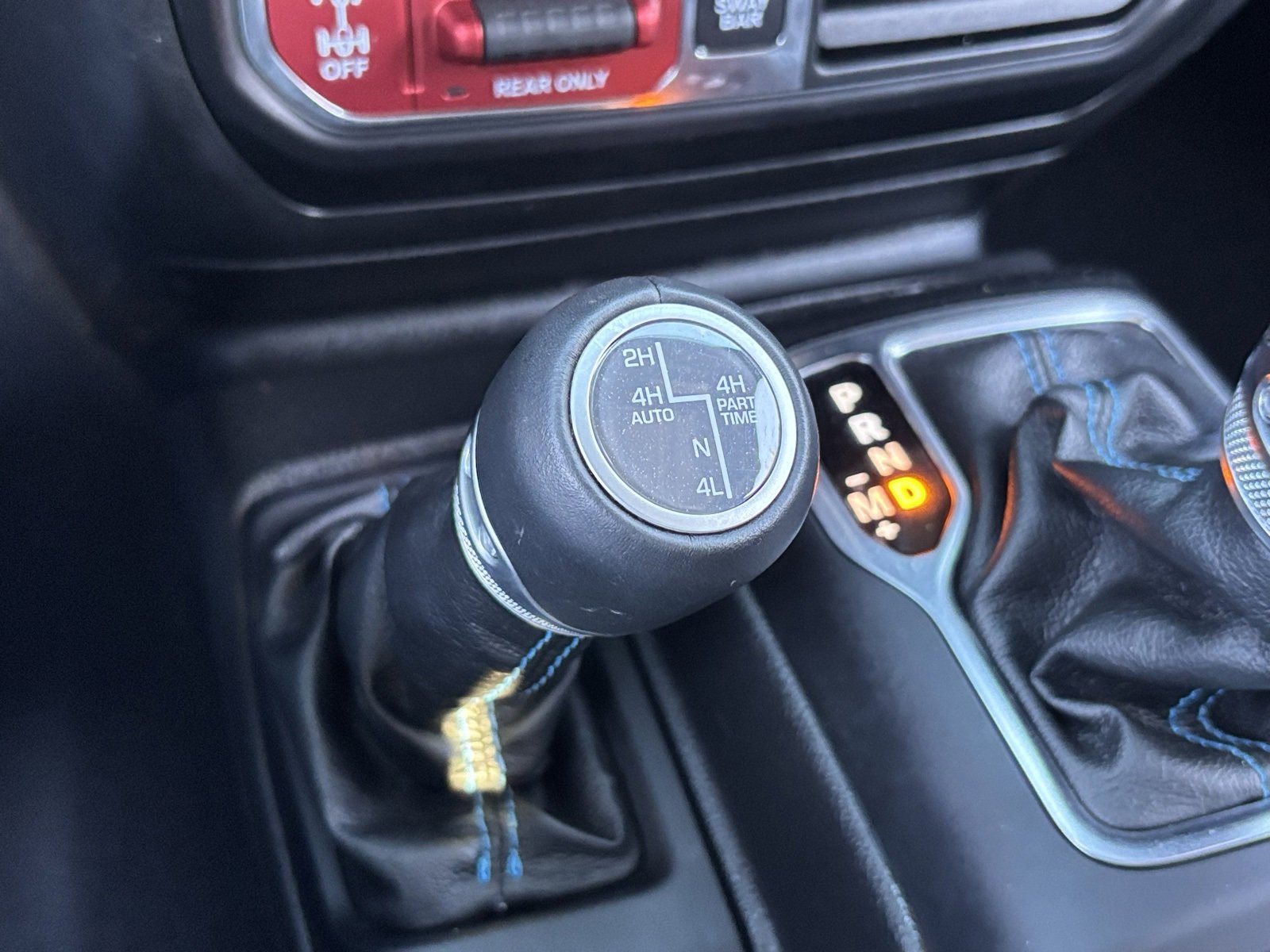 Used 2021 Jeep Wrangler Unlimited Rubicon 4xe w/ Steel Bumper Group image 4