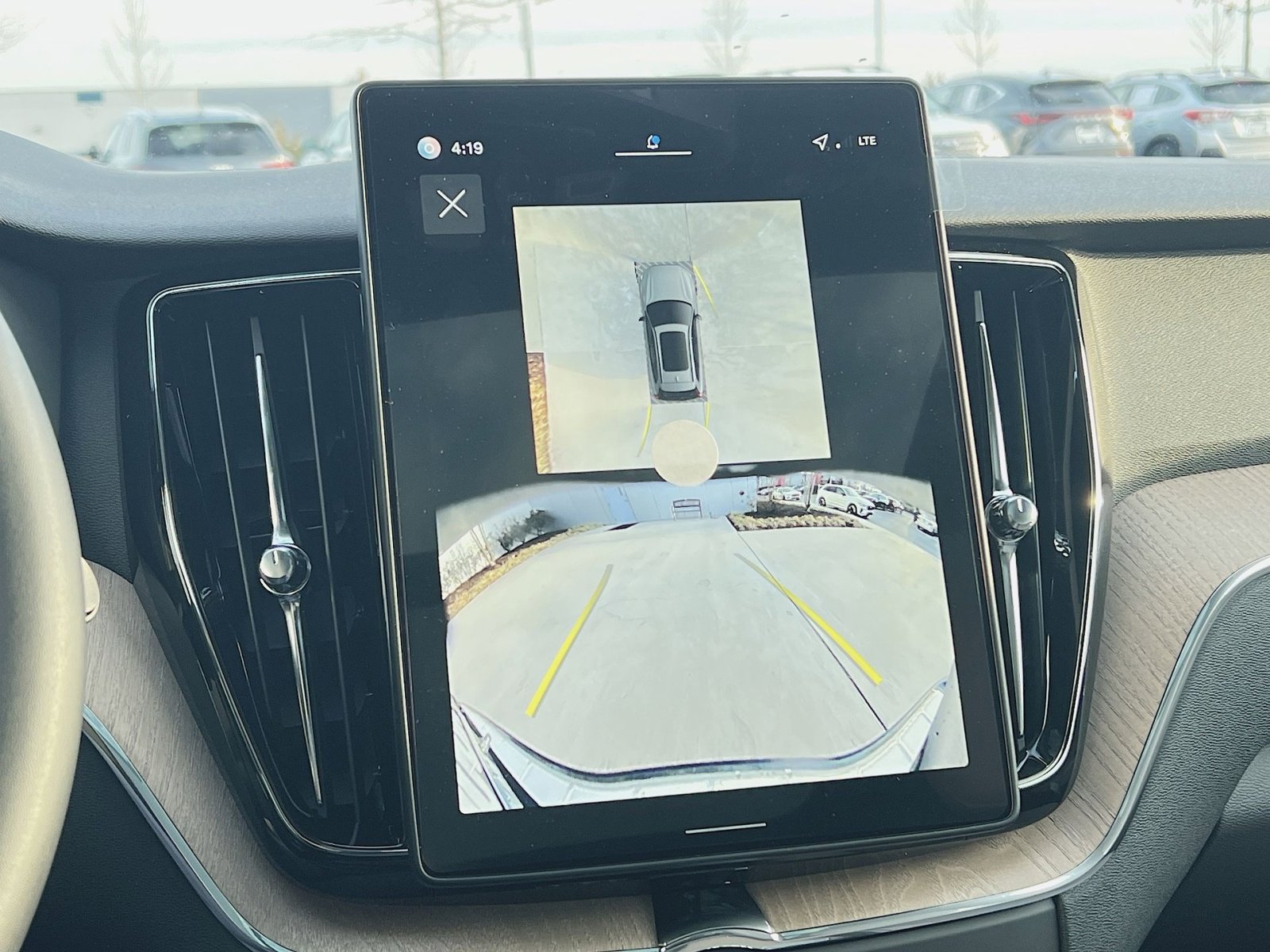 New 2026 Volvo XC60 B5 Plus w/ Protection Package Premier AWD/4WD image 19