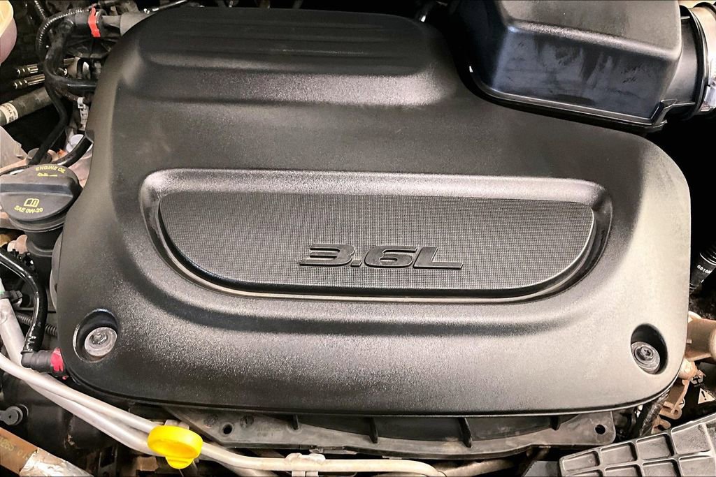 Used 2021 Chrysler Voyager Lxi image 31