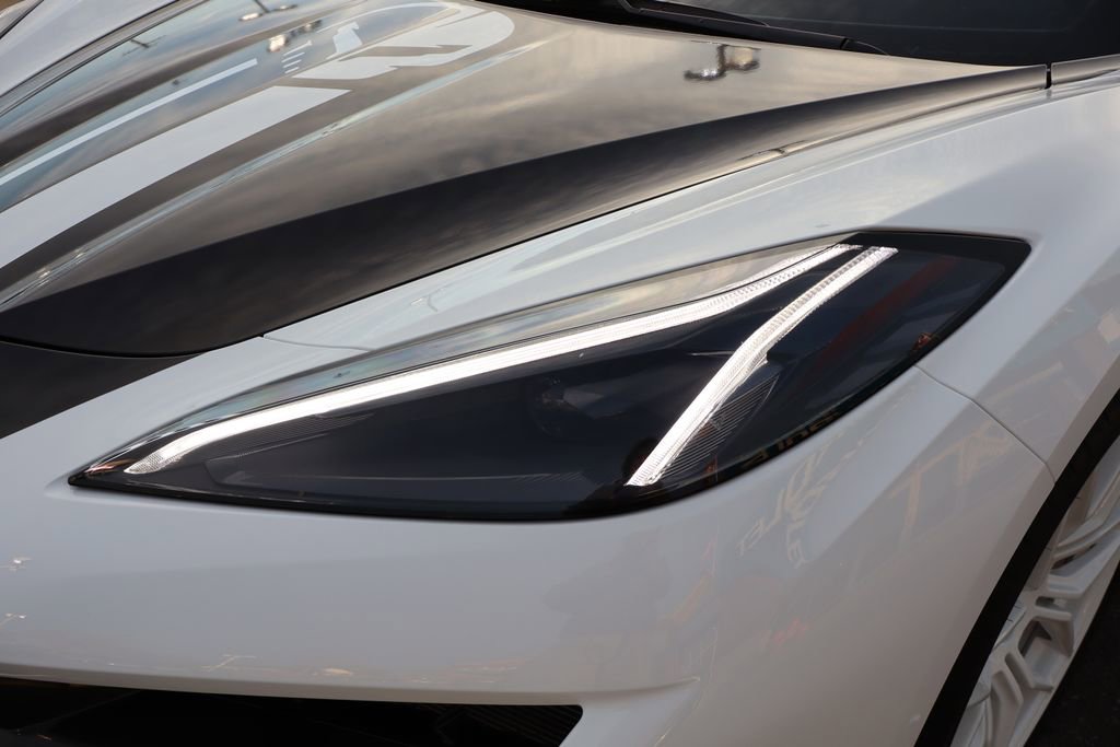 Used 2024 Chevrolet Corvette Z06 image 8