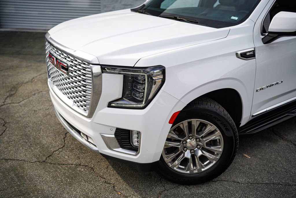 Used 2024 GMC Yukon XL Denali image 2