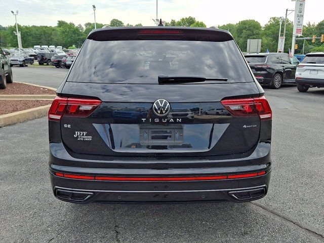 Certified 2022 Volkswagen Tiguan SE R-Line AWD/4WD image 7