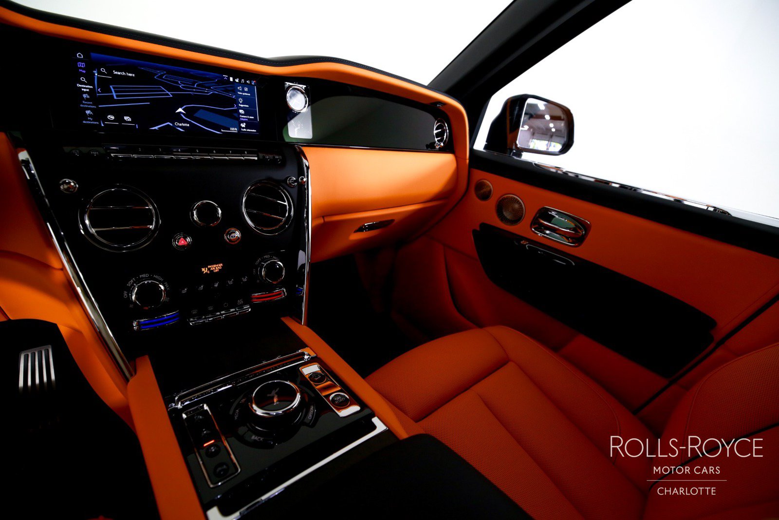 New 2026 Rolls-Royce Cullinan AWD/4WD image 15