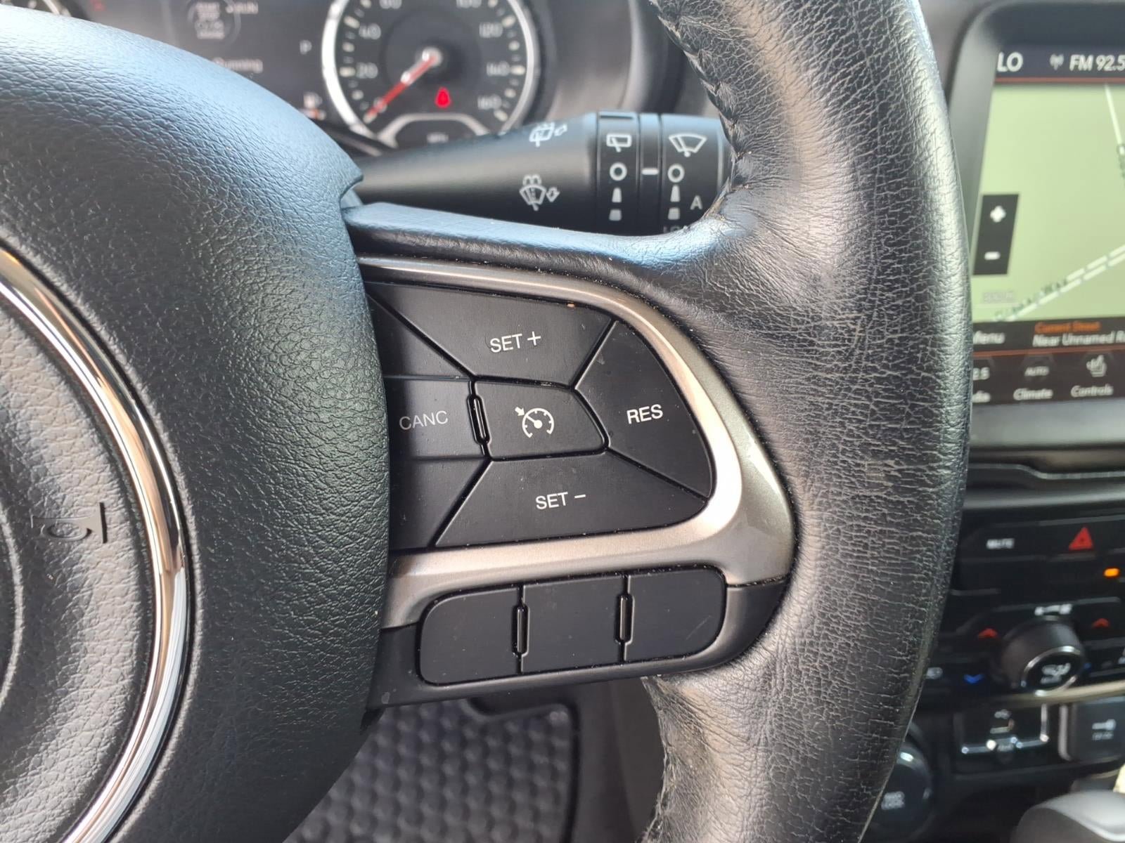 Used 2022 Jeep Renegade Latitude w/ Convenience Group AWD/4WD image 9