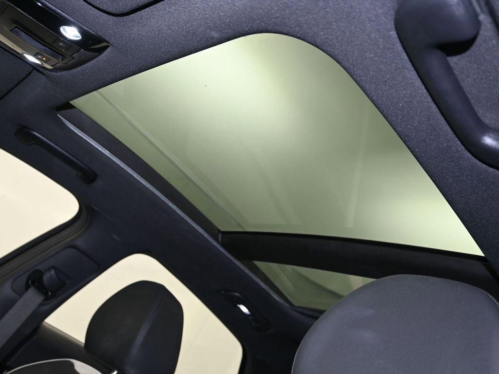 Used 2025 Kia K5 GT-Line w/ GT-Line Premium Package image 21