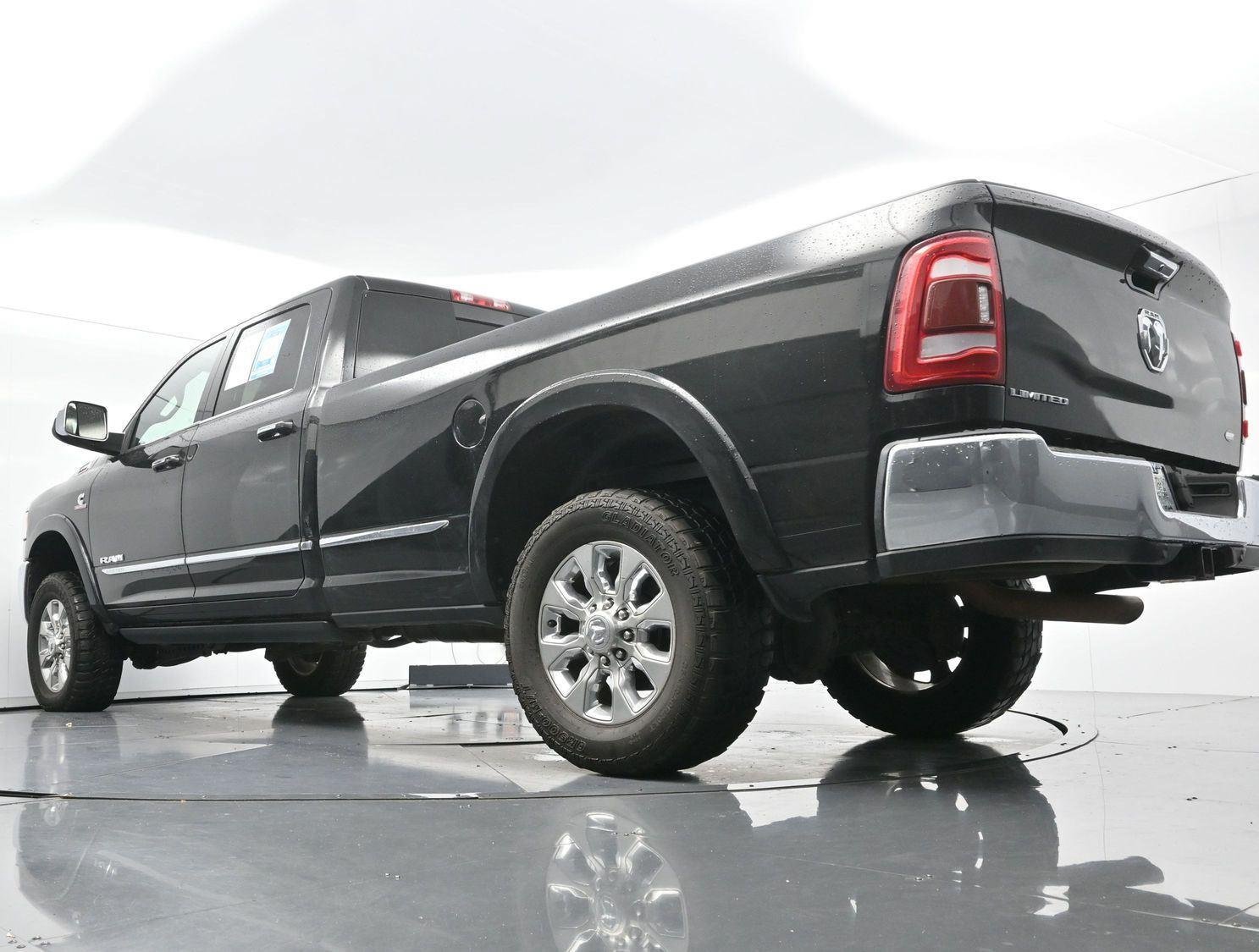 Used 2022 RAM 3500 Limited AWD/4WD image 46