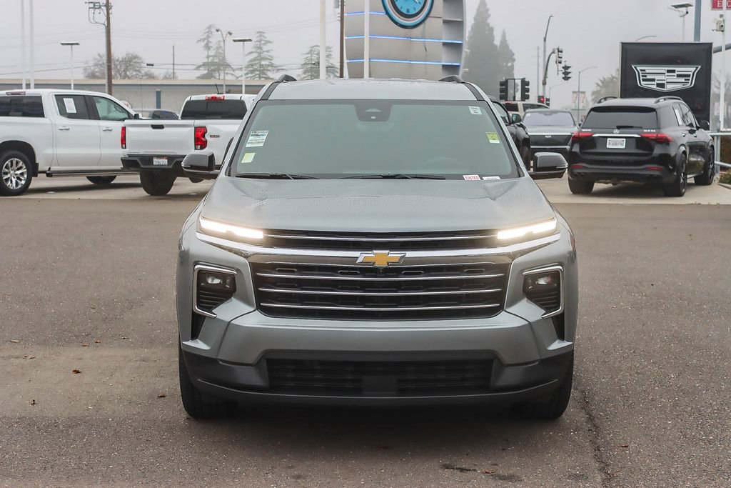 Used 2026 Chevrolet Traverse LT w/ Driver Confidence Package image 6