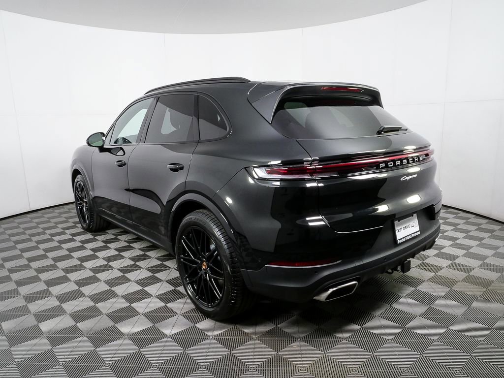 New 2026 Porsche Cayenne image 3
