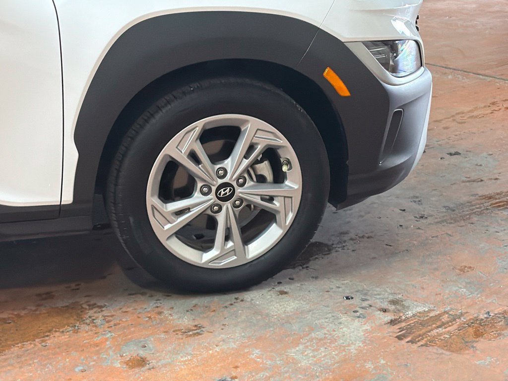 Certified 2023 Hyundai Kona SEL FWD image 9