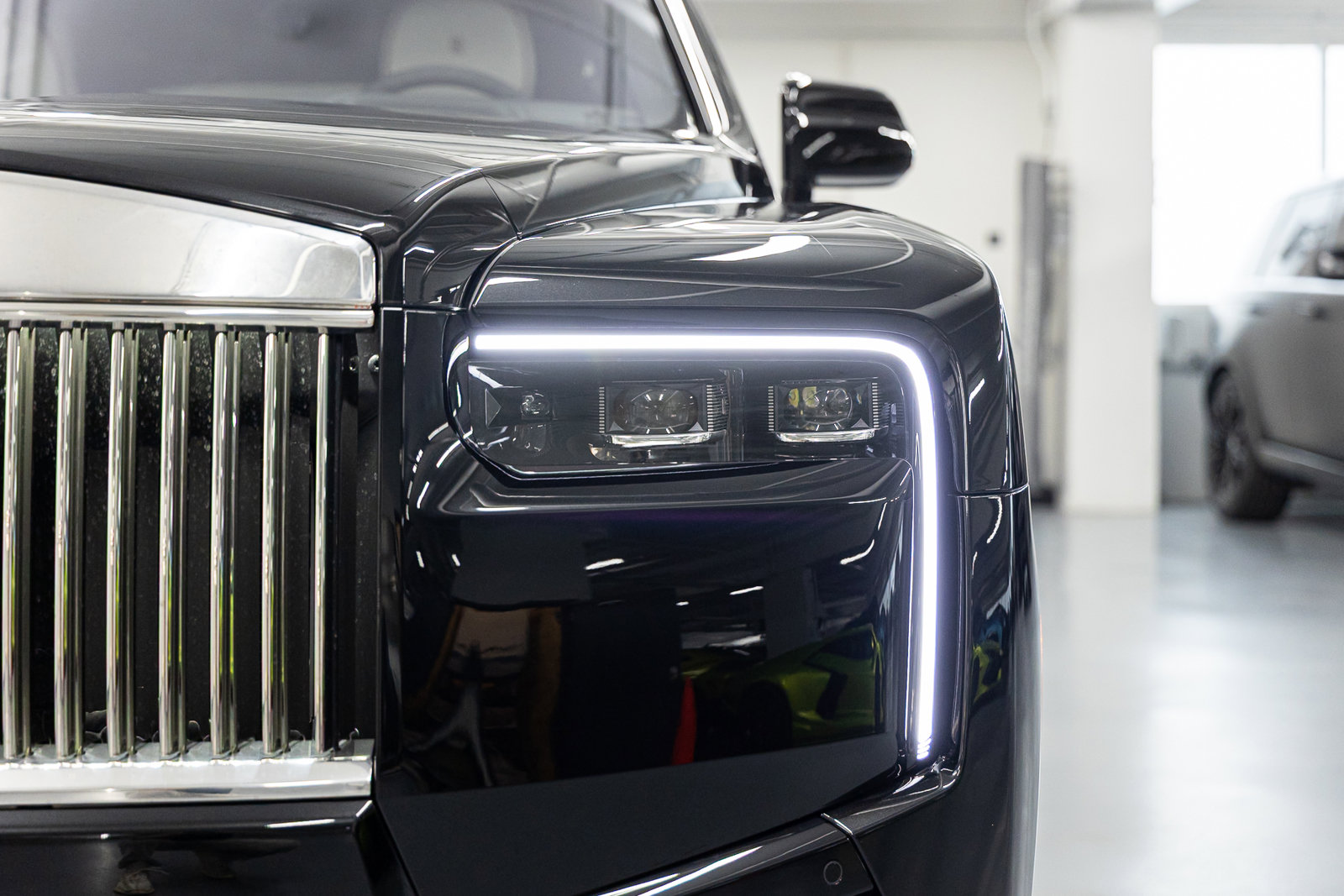 New 2026 Rolls-Royce Cullinan AWD/4WD image 11
