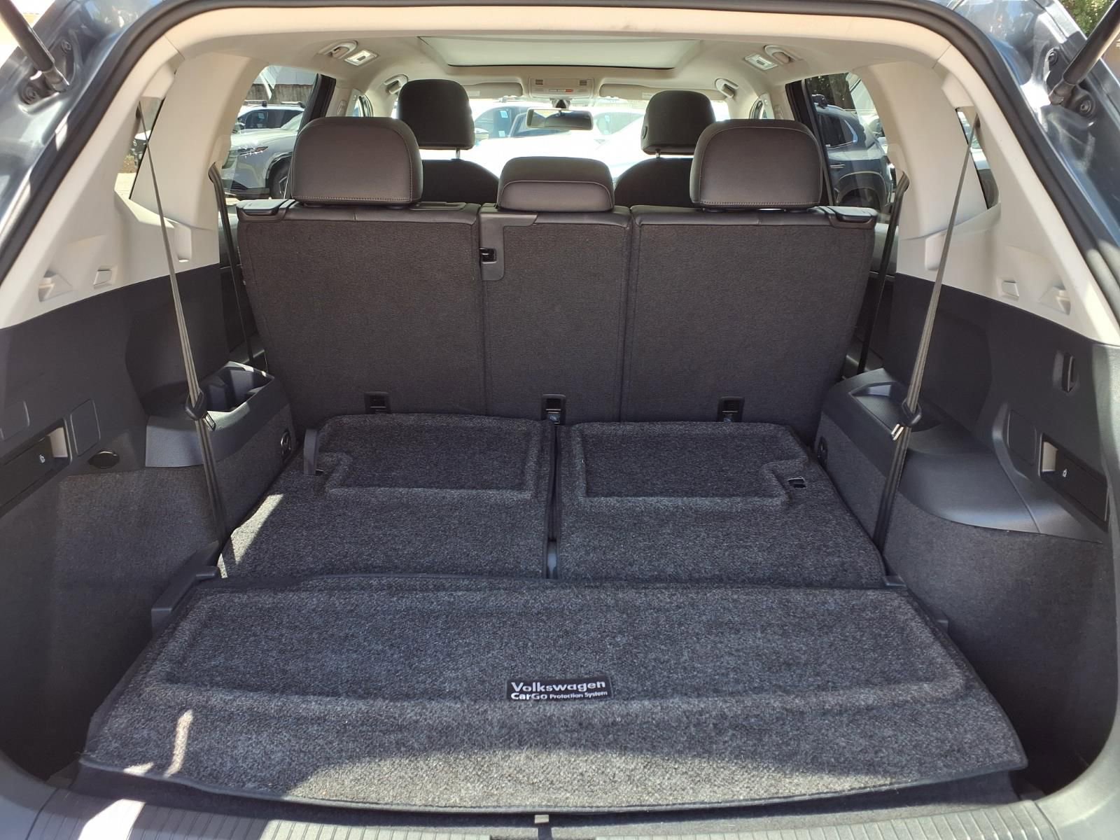 Used 2020 Volkswagen Tiguan SE FWD image 6