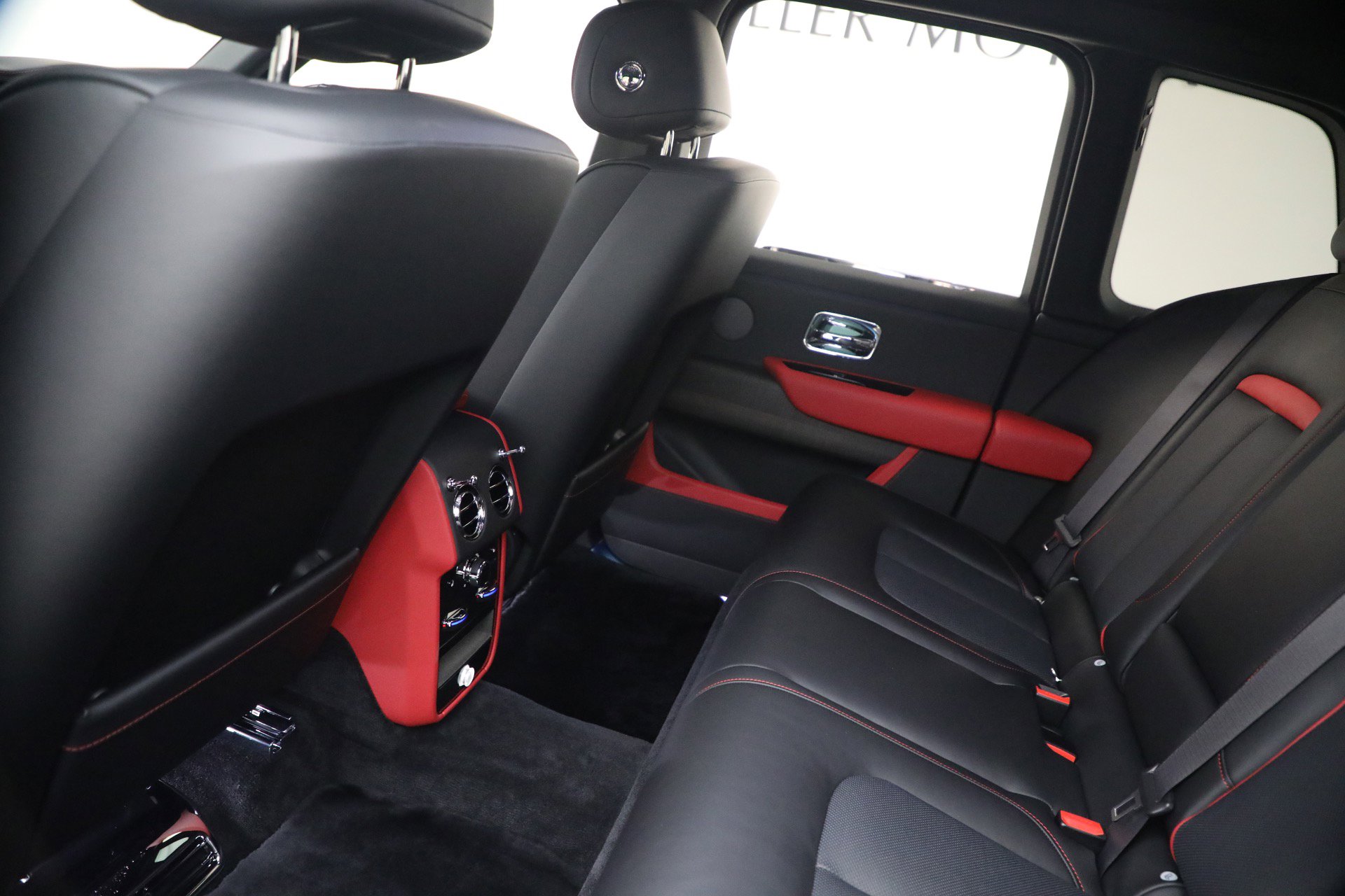 New 2026 Rolls-Royce Cullinan image 25