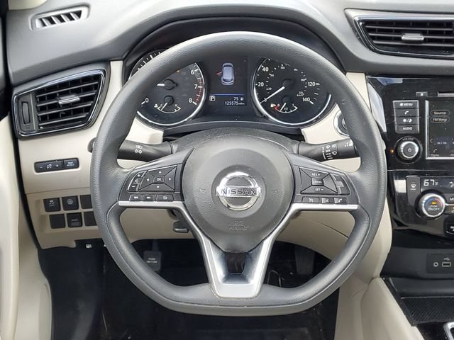 Used 2019 Nissan Rogue Sport SV AWD/4WD image 30