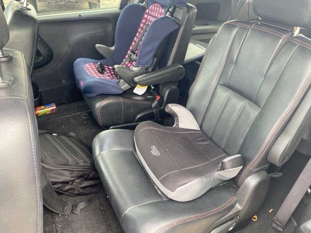 Used 2019 Dodge Grand Caravan GT image 9