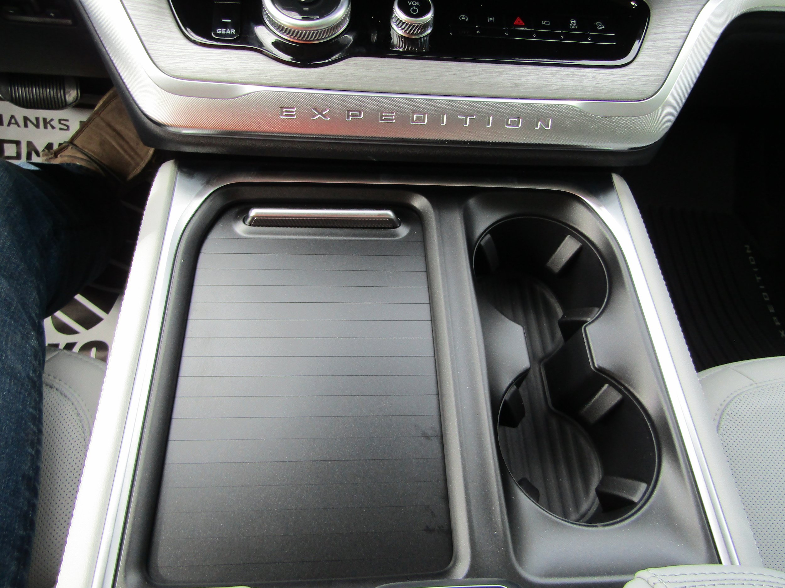 New 2027 Ford Expedition Platinum AWD/4WD image 31