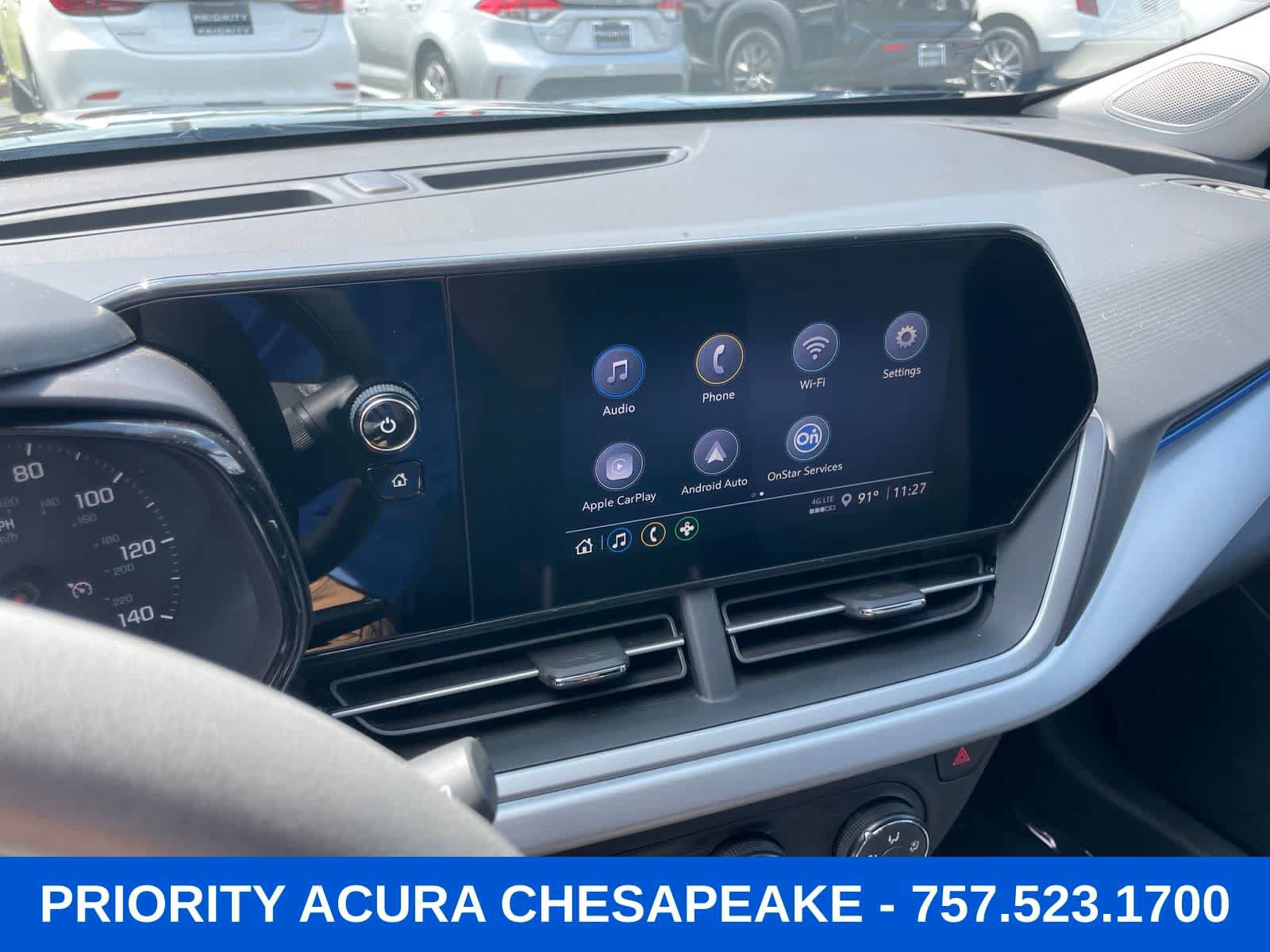 Used 2025 Chevrolet Trax LS w/ LS Convenience Package FWD image 16