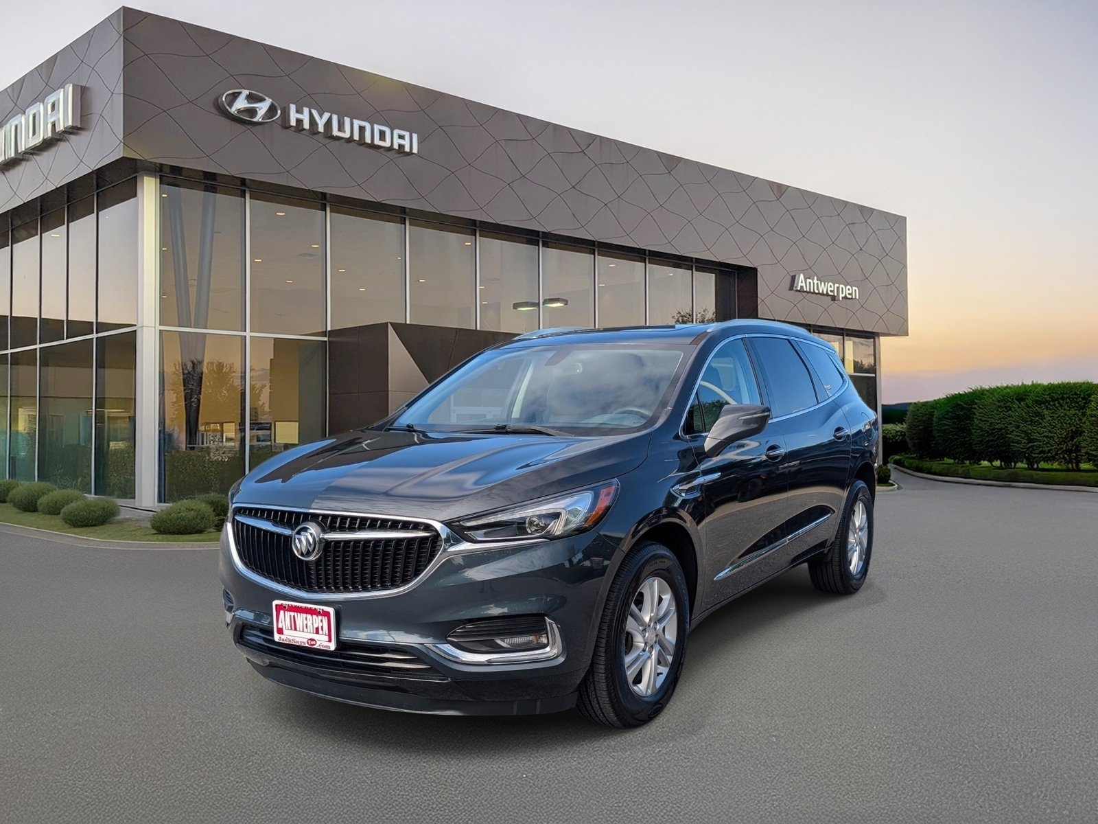 Used 2021 Buick Enclave Essence w/ Sound and Sites Package AWD/4WD image 7