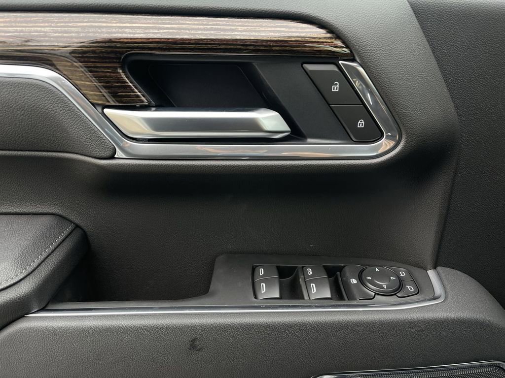 New 2026 GMC Sierra 1500 Elevation image 23