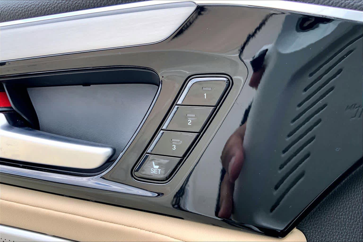 Used 2026 Acura MDX FWD w/ Technology Package image 32