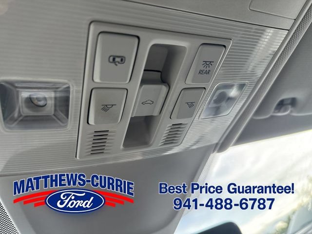 Used 2020 Volkswagen Tiguan SEL FWD image 20