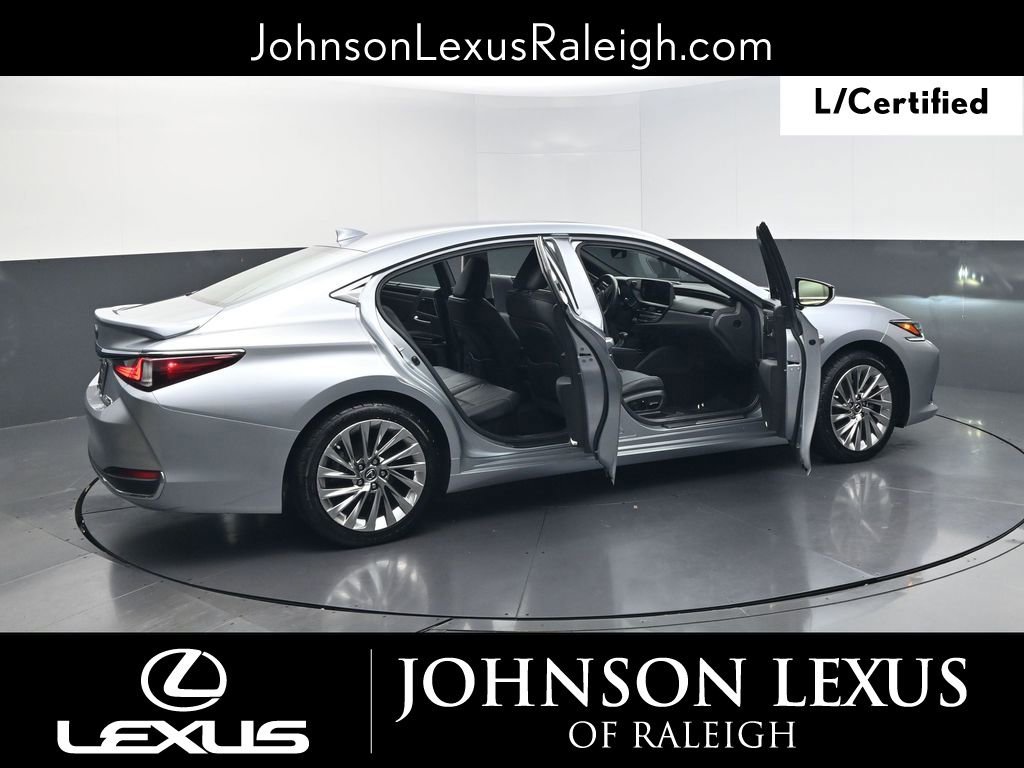 Certified 2023 Lexus ES 300h Ultra Luxury w/ Accessory Package (Z2) image 31