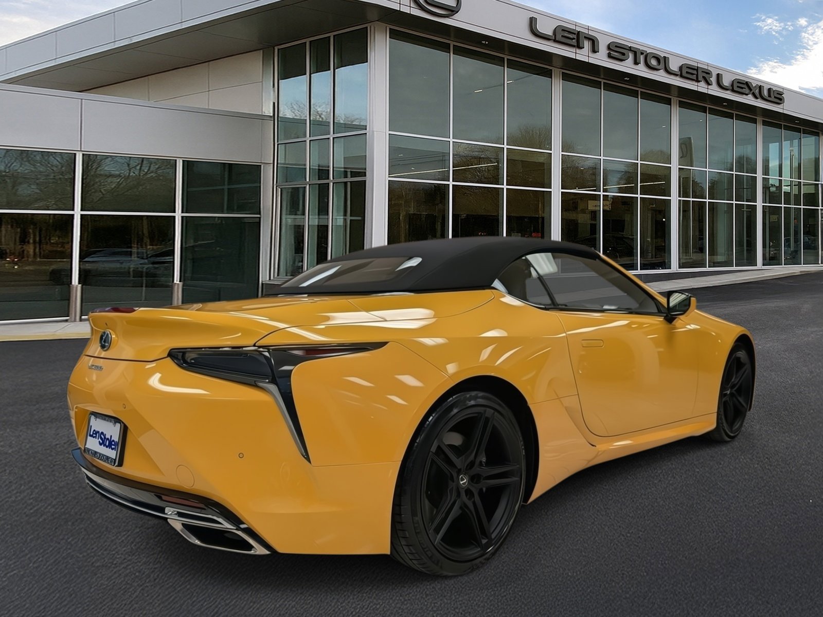 Certified 2025 Lexus LC 500 Convertible image 3