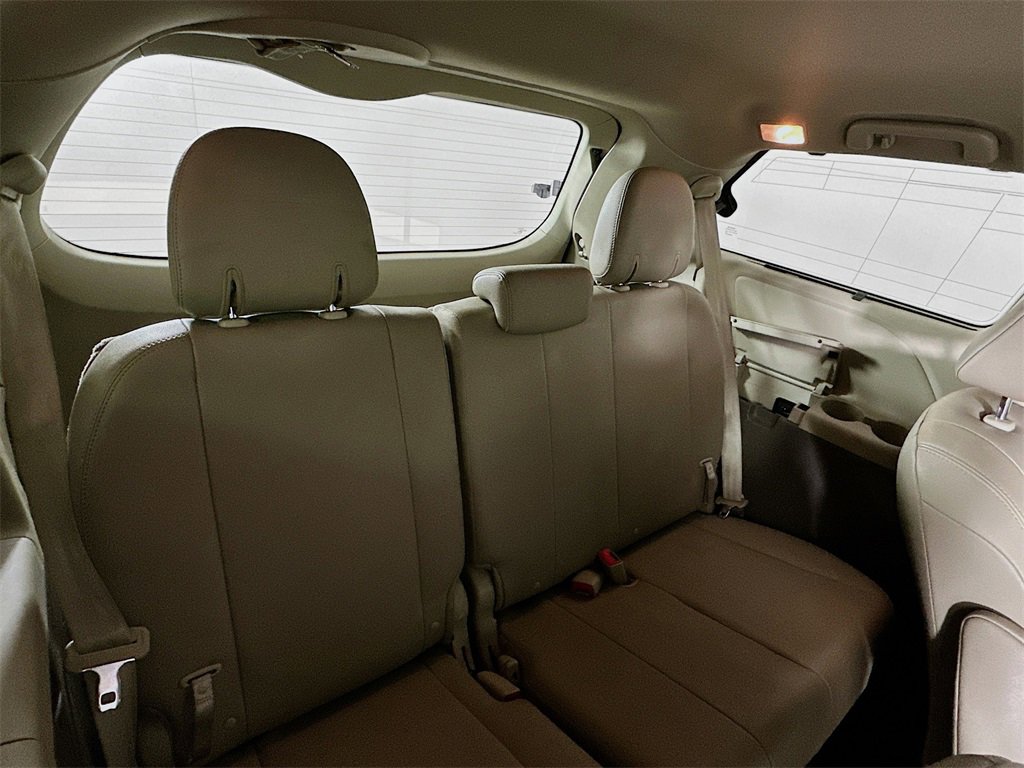 Used 2015 Toyota Sienna XLE Premium image 28
