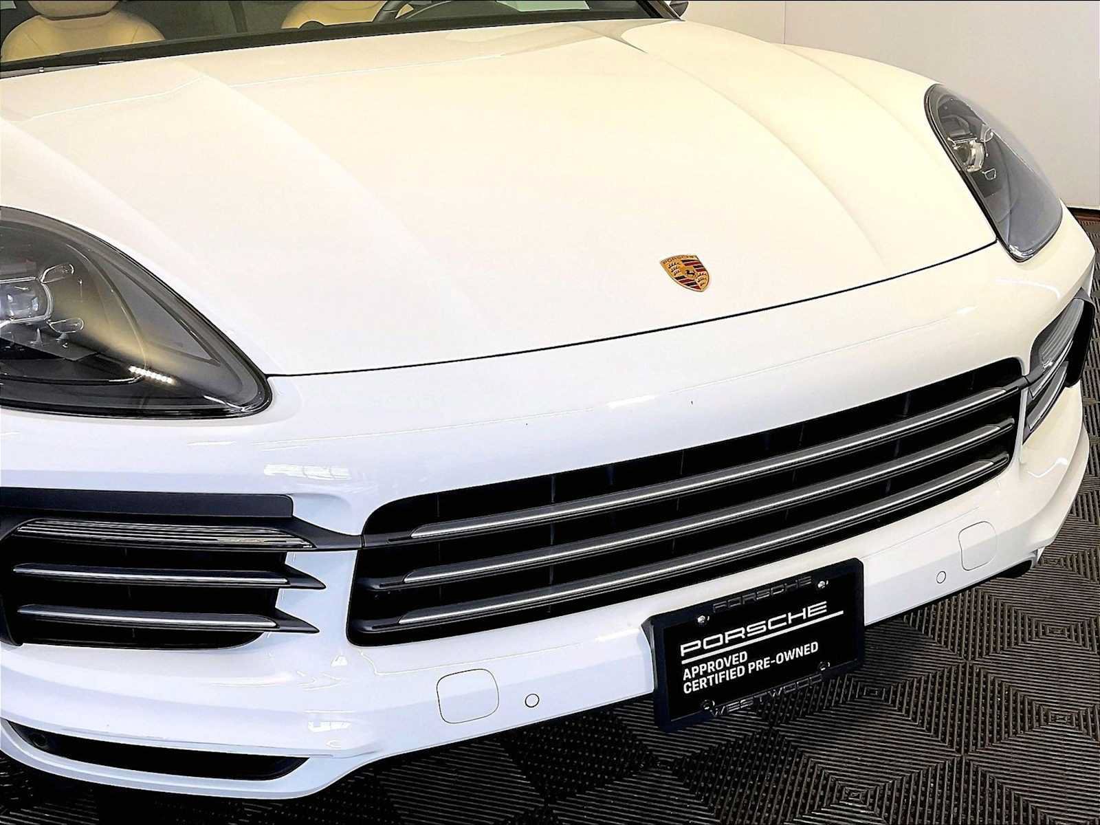 Certified 2021 Porsche Cayenne AWD/4WD image 34