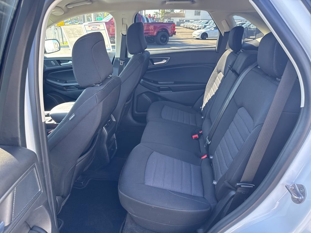 Used 2024 Ford Edge SE AWD/4WD image 7