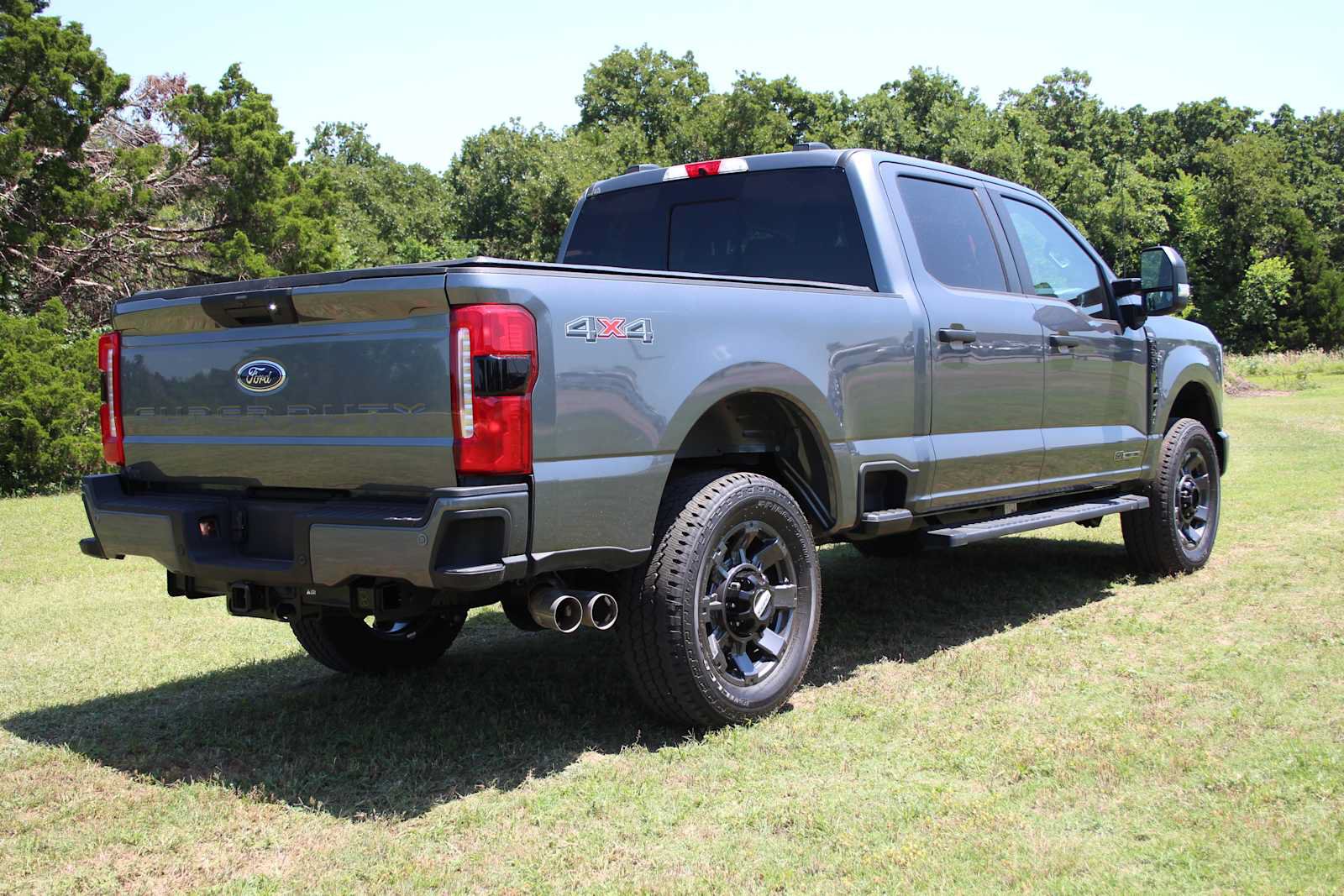 Used 2025 Ford F250 XL w/ STX Appearance Package AWD/4WD image 14