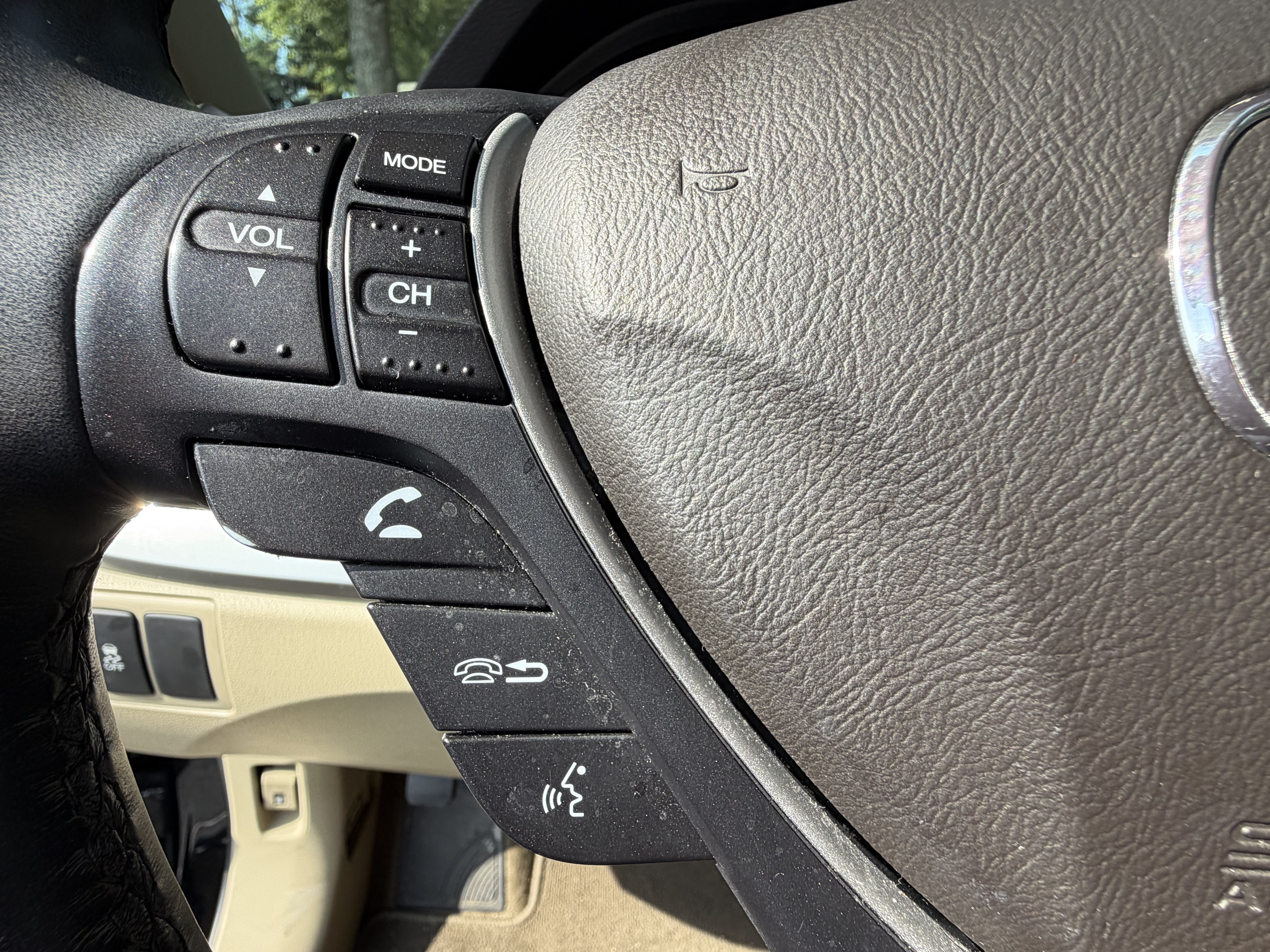 Used 2017 Acura RDX w/ Technology Package AWD/4WD image 19