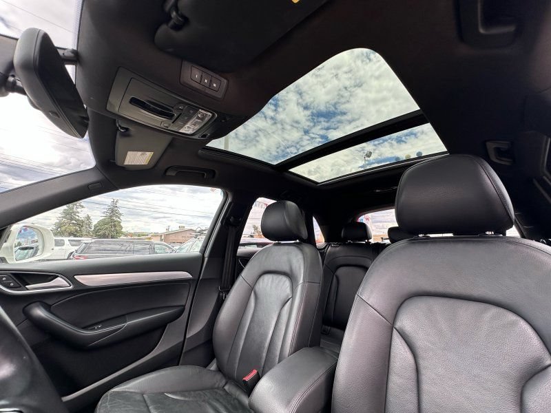 Used 2018 Audi Q3 2.0T Premium Plus w/ Premium Plus Package AWD/4WD image 30