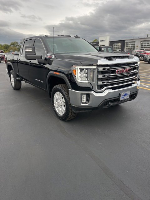 Used 2022 GMC Sierra 2500 SLE w/ SLE Value Package; image 3