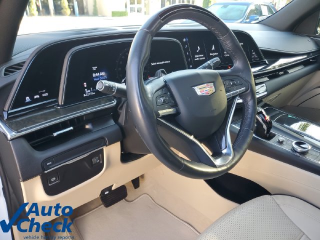 Used 2024 Cadillac Escalade ESV Premium Luxury RWD image 21