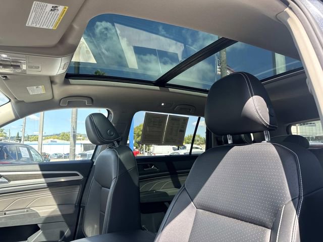 Certified 2022 Volkswagen Atlas SE w/ Panoramic Sunroof Package FWD image 16