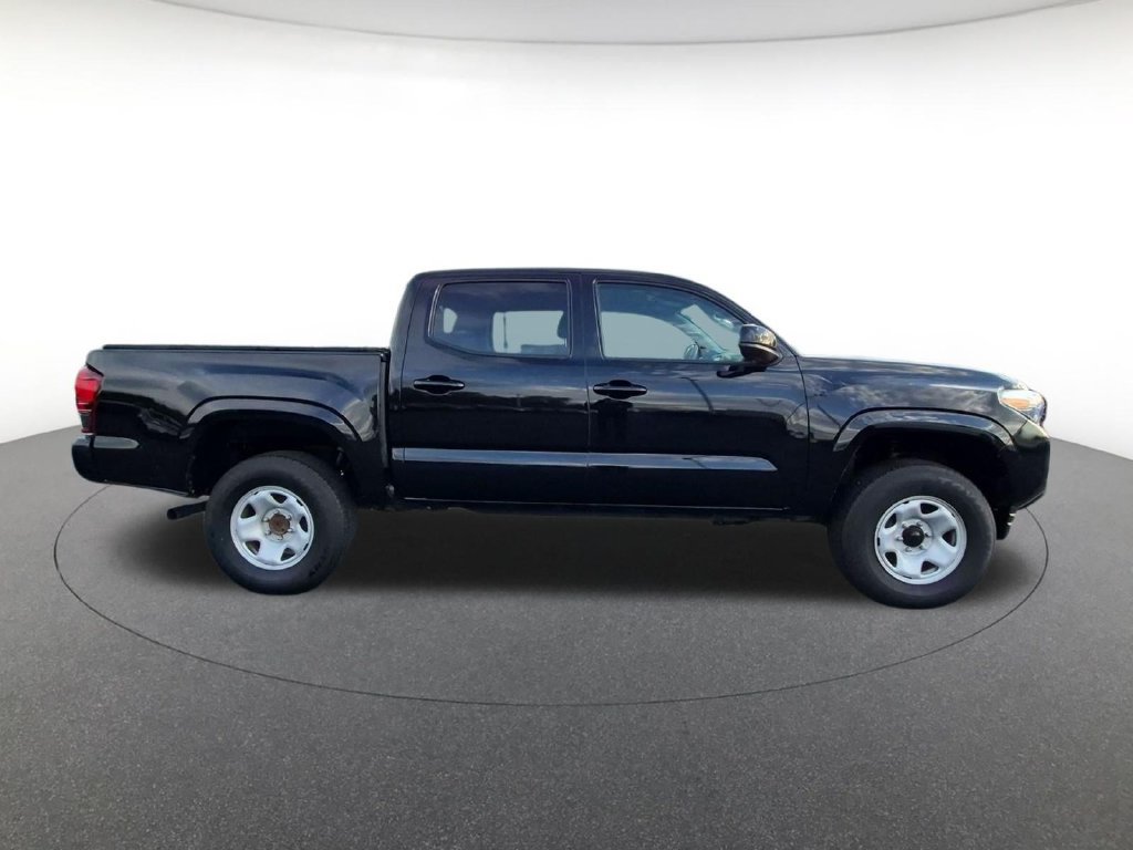 Used 2022 Toyota Tacoma SR AWD/4WD image 4