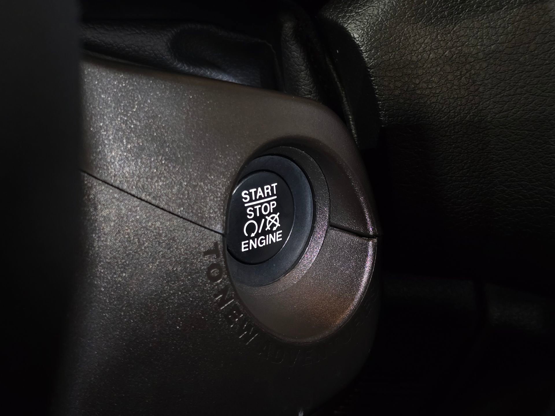 Used 2020 Jeep Renegade Limited w/ Safety and Security Group image 28