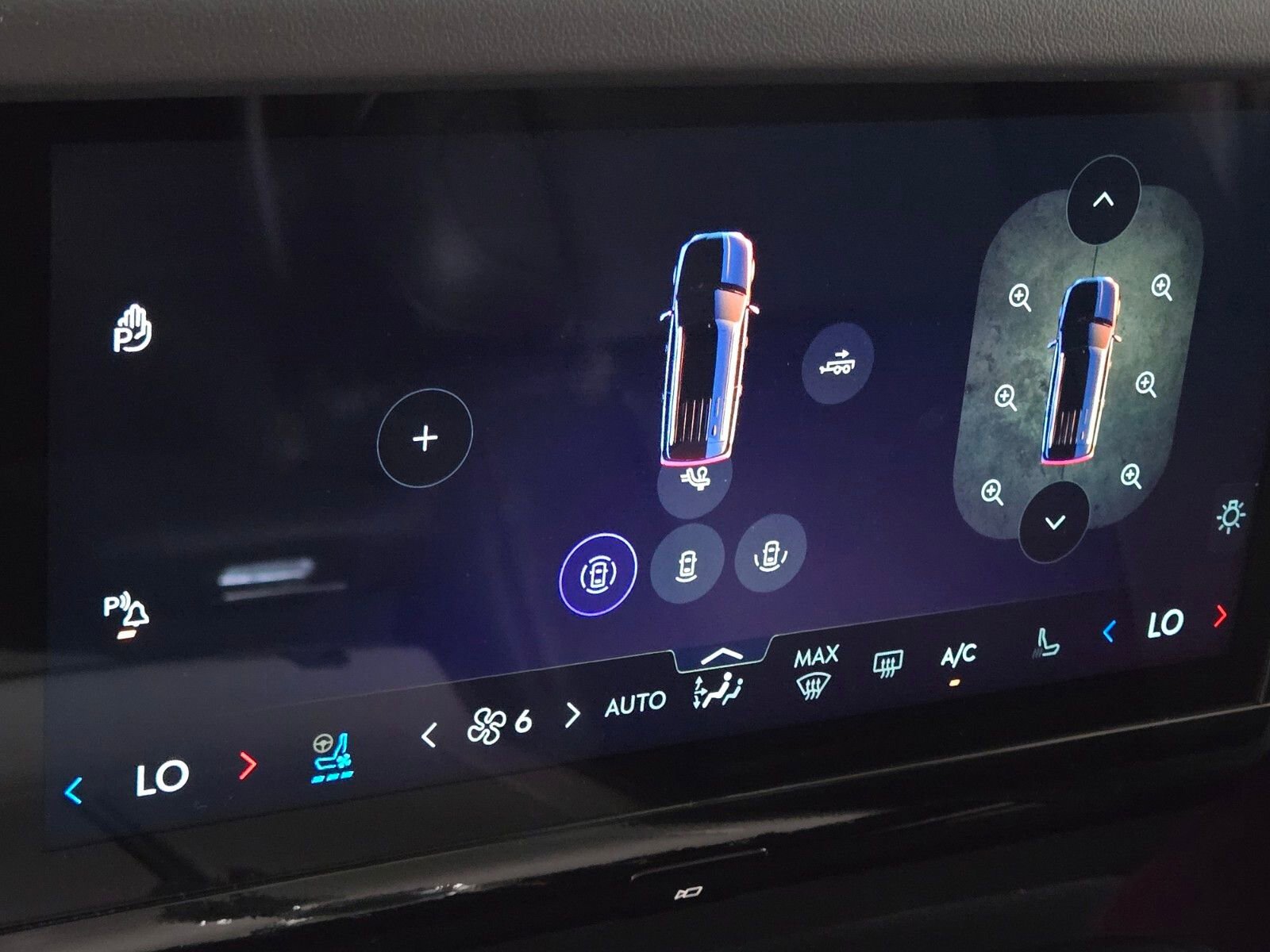 New 2026 Lincoln Navigator L Premier AWD/4WD image 25