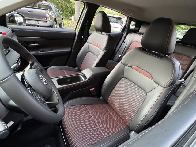 New 2026 Nissan Kicks SR w/ Cold Weather Package AWD/4WD image 35
