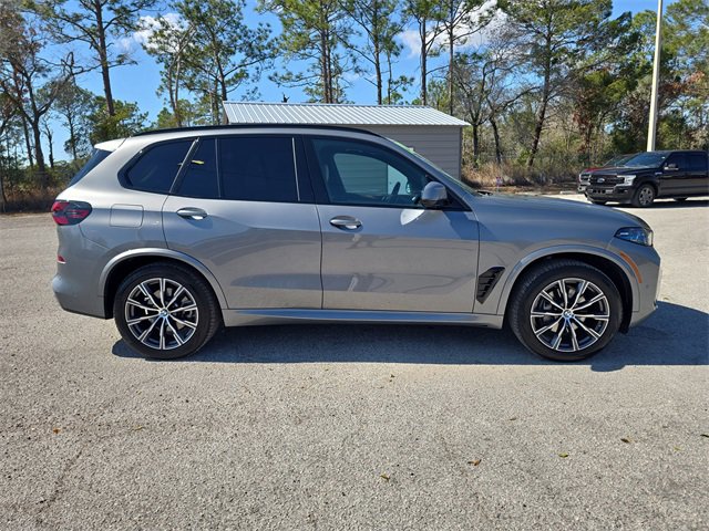 Used 2025 BMW X5 xDrive40i image 3