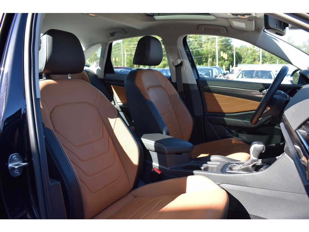 Used 2023 Volkswagen Jetta SEL image 28