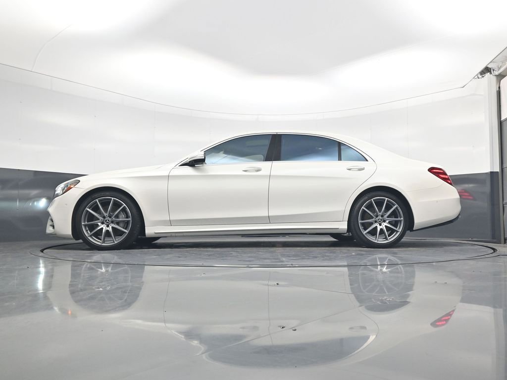 Used 2019 Mercedes-Benz S 560 Sedan image 21