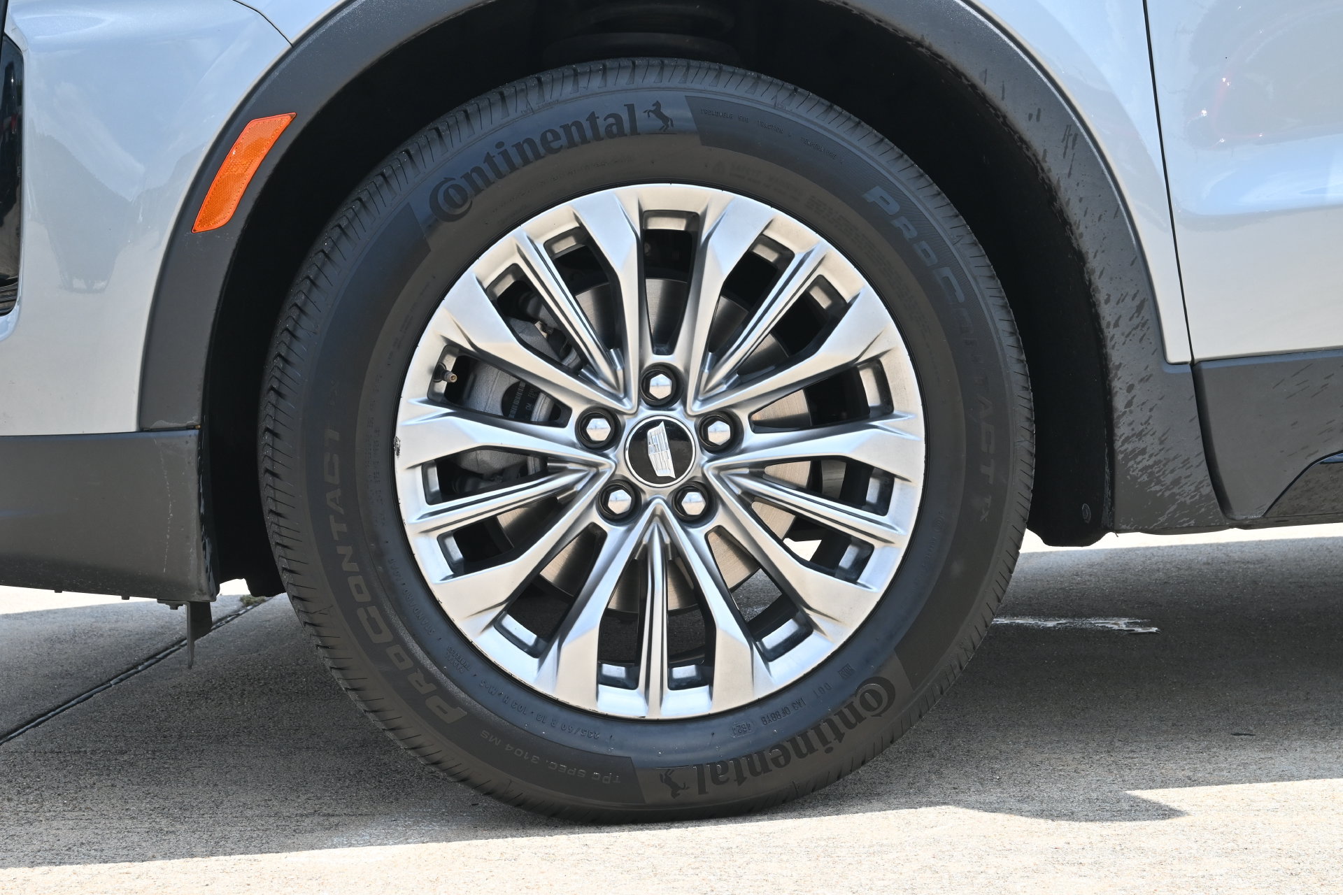 Certified 2025 Cadillac XT4 Premium Luxury FWD image 26