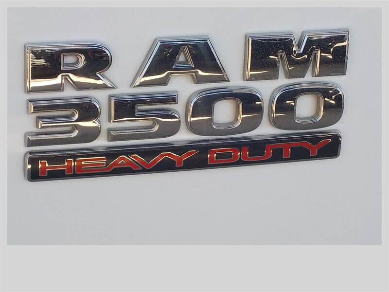 Used 2015 RAM 3500 SLT AWD/4WD image 31